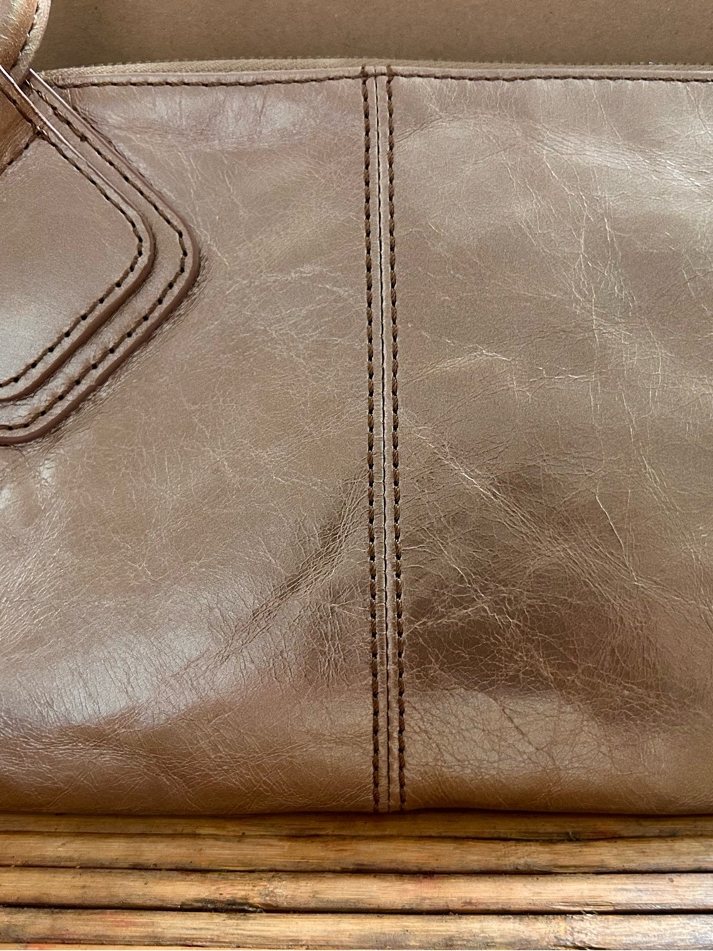 HOBO Metallic Rose Brown Sable Wristlet🤎 - Picture 12 of 16